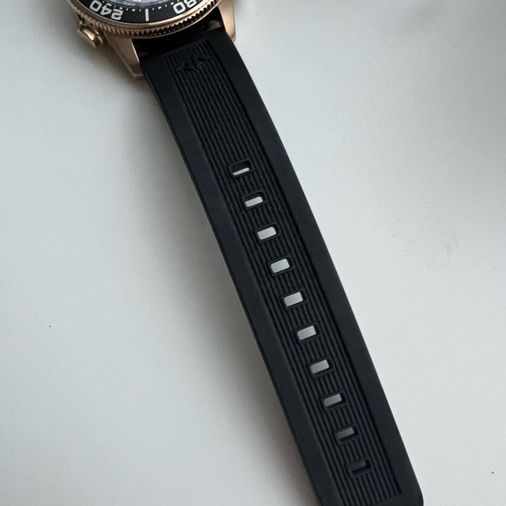 Citizen Promaster Eco-Drive Watch - Picture 3 of 4